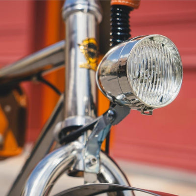 <transcy>Bicicleta eléctrica de la ciudad de la rueda de la bici 700C de la impulsión del eje del vintage 350W</transcy>