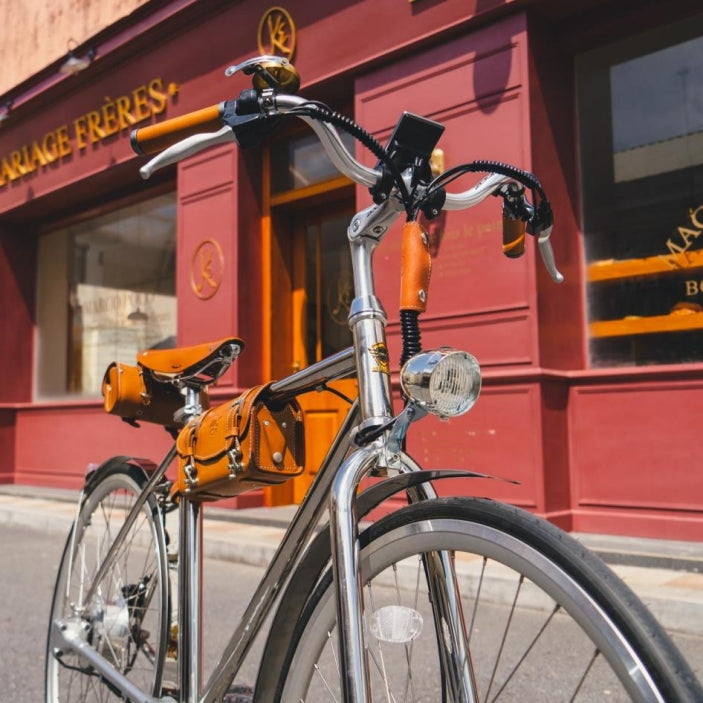 <transcy>Vintage 350W asaandrijving elektrische fiets 700C wiel stadsfiets</transcy>